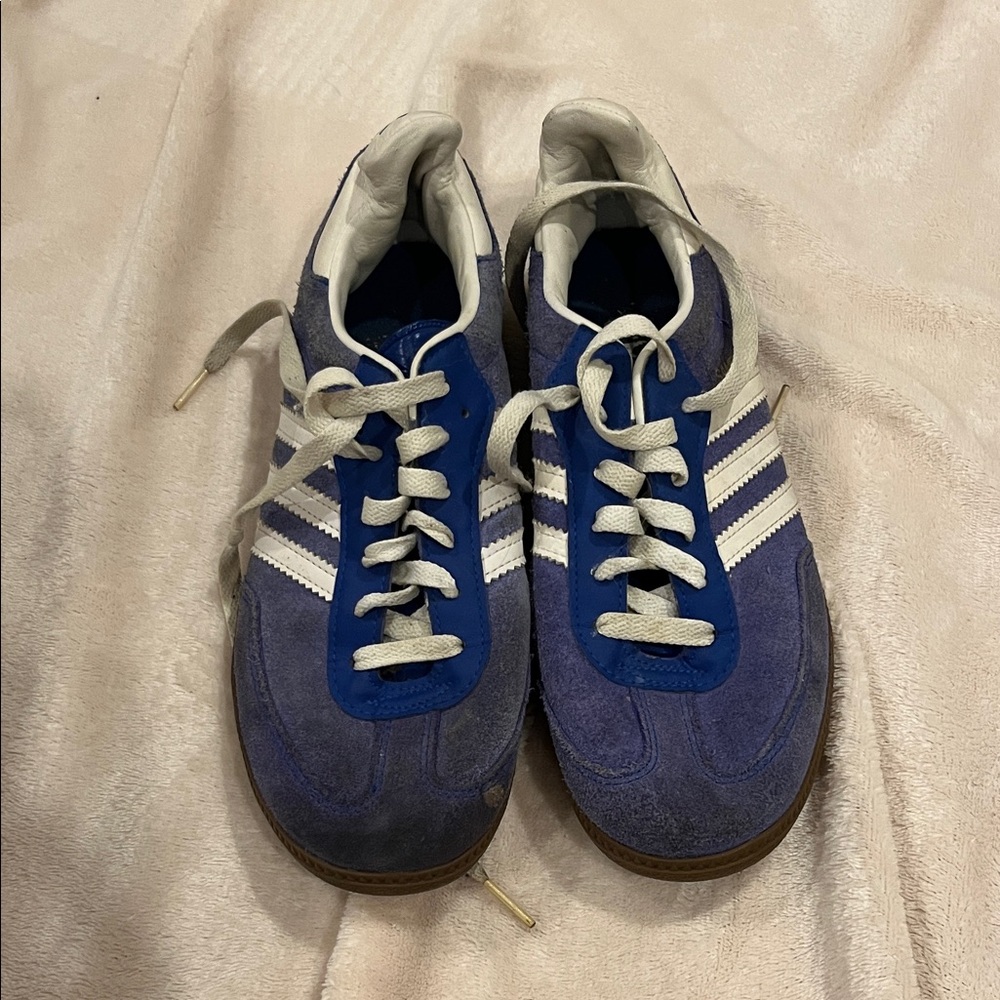 Adidas Sambas *MENS Blue and White Sneakers